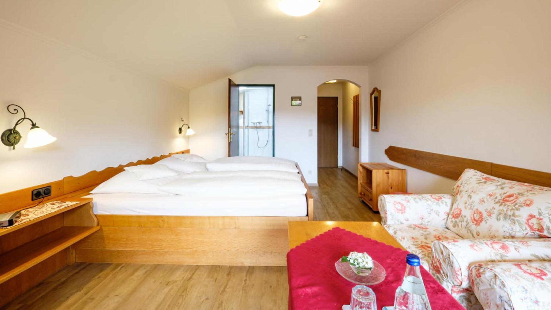 Gästehaus Maier zum Bitscher Rotta Exterior foto